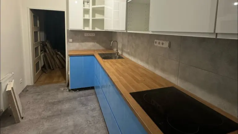 Foto realizace kuchyně Instalace kuchyně IKEA
